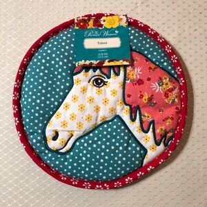 Pioneer Woman Quilted Animal Trivet • Horse